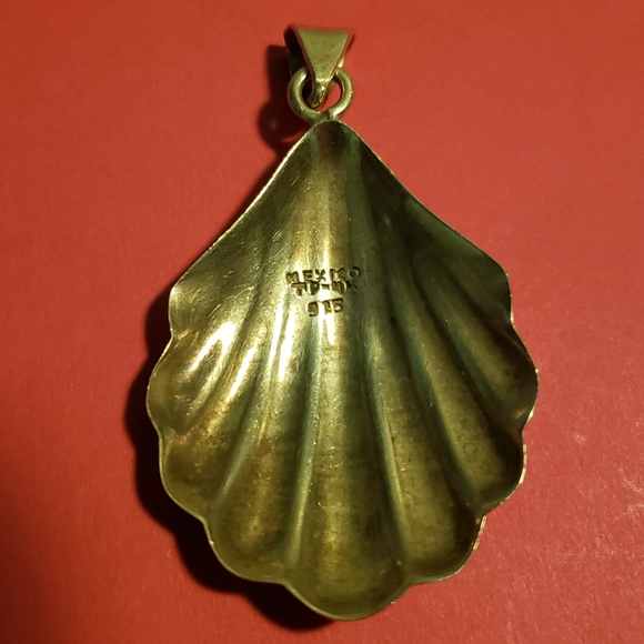 Vintage 925 Sterling Silver Seashell Pendent - Picture 2 of 2